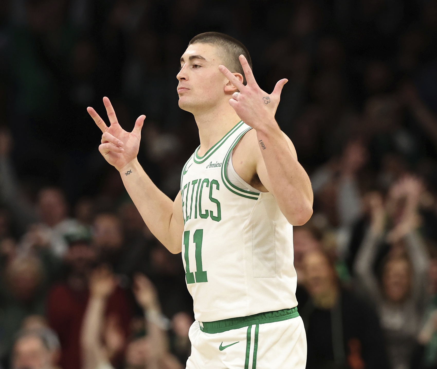 KAIYUN SPORTS-23分4板！普里查德：手指伤势已困扰了我一个月 但问题不大