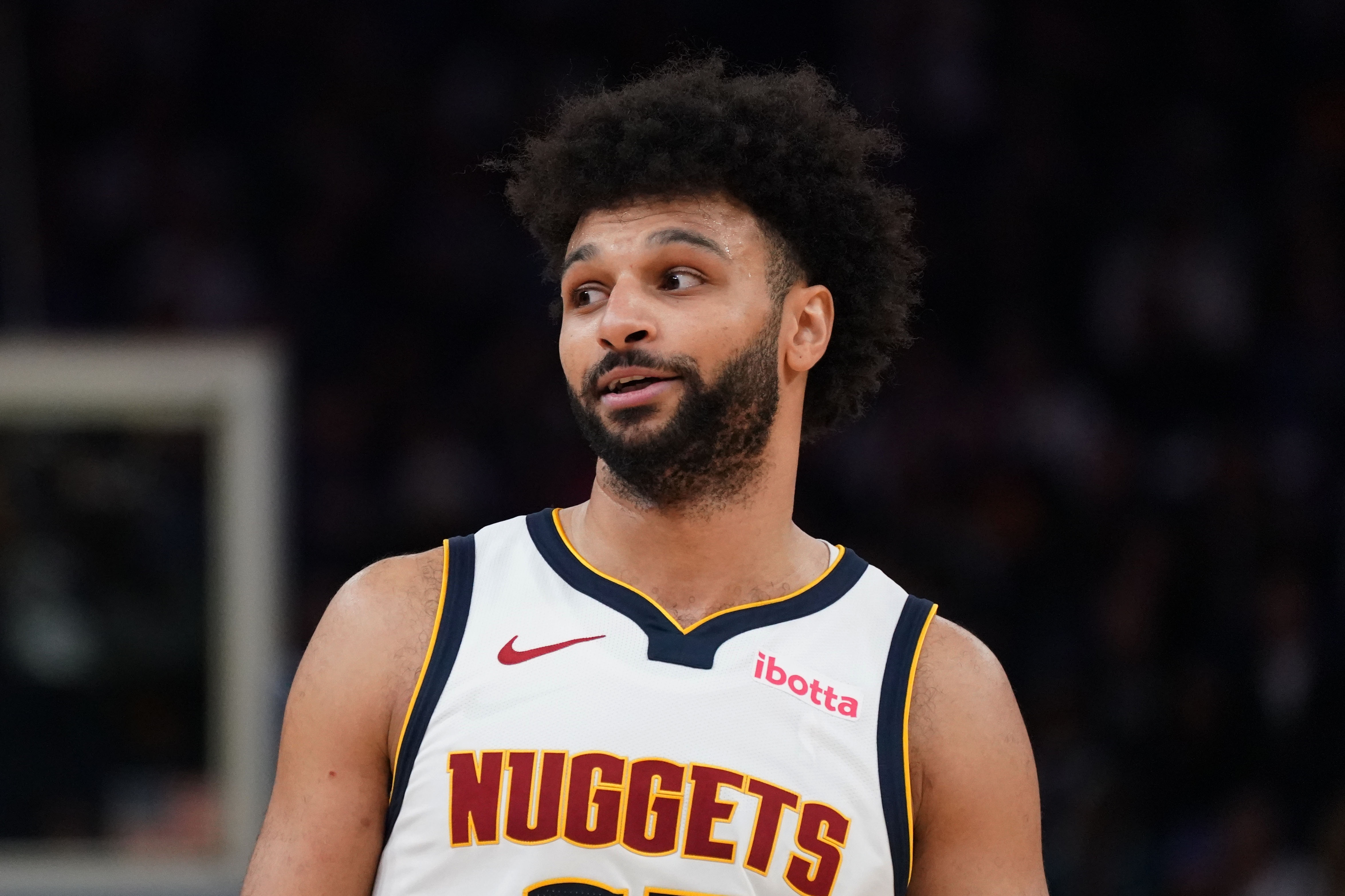 开云登录入口-雷神模式！穆雷过去三战场均36.3分5板6助1.3断 三分命中率53%